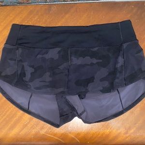 lululemon camo hotttt hots size 6